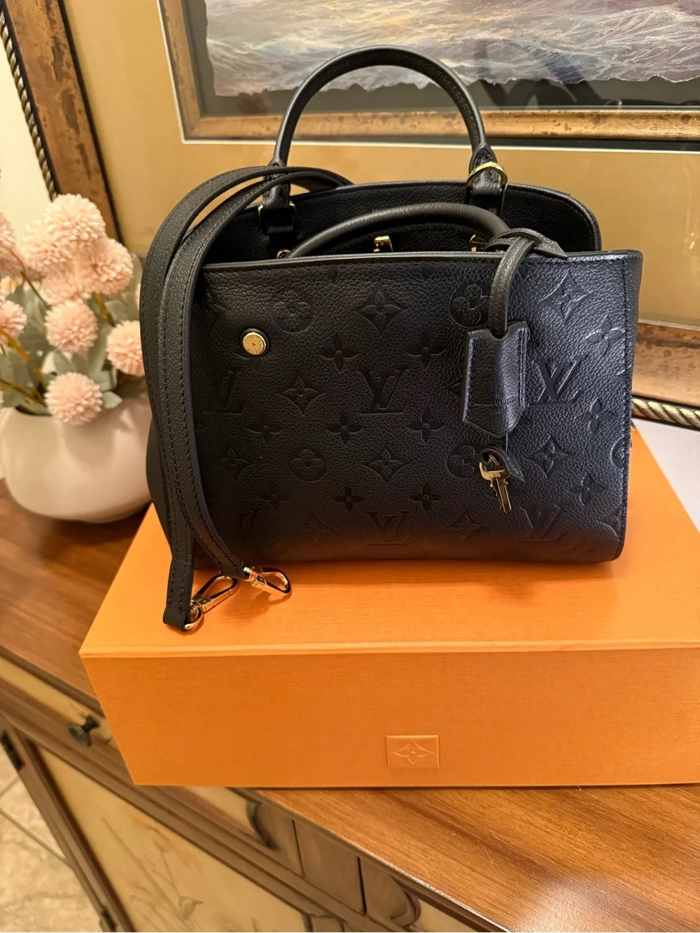 Louis Vuitton Montaigne BB - Picture 9 of 16